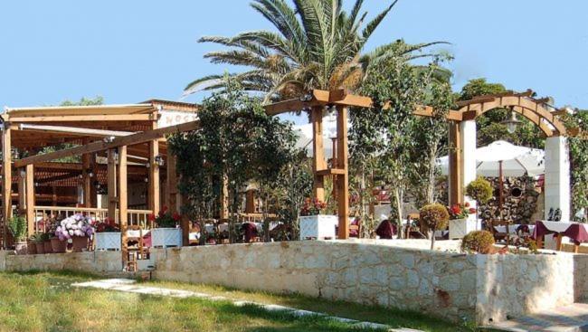 فندق Casa Nostos Agia Marina المظهر الخارجي الصورة